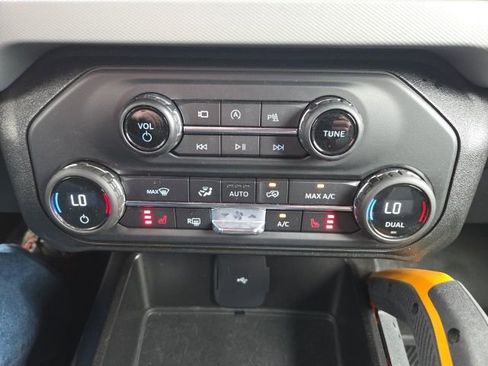 Certified 2021 Ford Bronco Badlands image 27