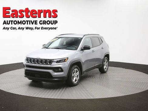 Used 2024 Jeep Compass Latitude AWD/4WD image 51