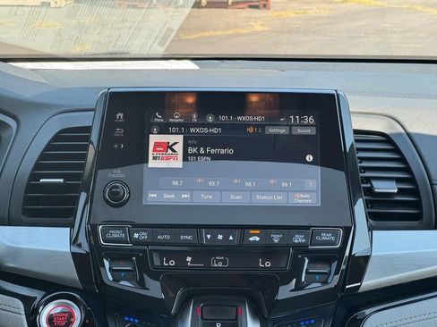 Used 2019 Honda Odyssey Elite image 21