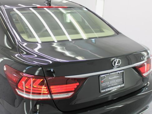 Used 2017 Lexus LS 460 w/ Comfort Package RWD image 20