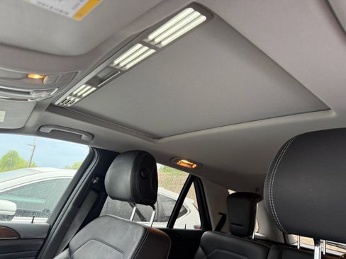 Used 2012 Mercedes-Benz ML 350 4MATIC image 10