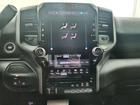 New 2026 RAM 2500 Tradesman AWD/4WD image 18