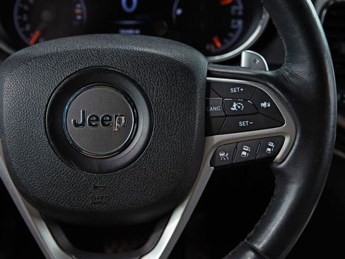 Used 2016 Jeep Grand Cherokee High Altitude AWD/4WD image 24