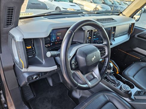 Used 2022 Ford Bronco Badlands AWD/4WD image 16