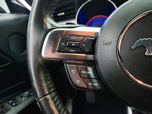 Used 2020 Ford Mustang Premium RWD image 17