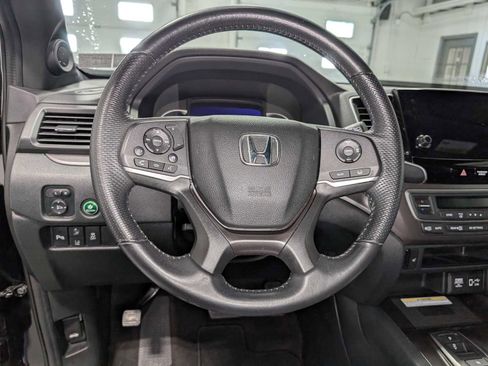 Certified 2023 Honda Passport EX-L image 37
