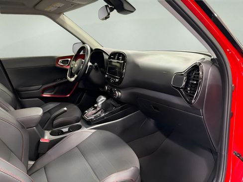 Used 2020 Kia Soul GT-Line Turbo FWD image 14