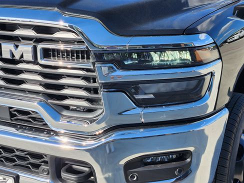 New 2026 RAM 3500 Tradesman AWD/4WD image 9