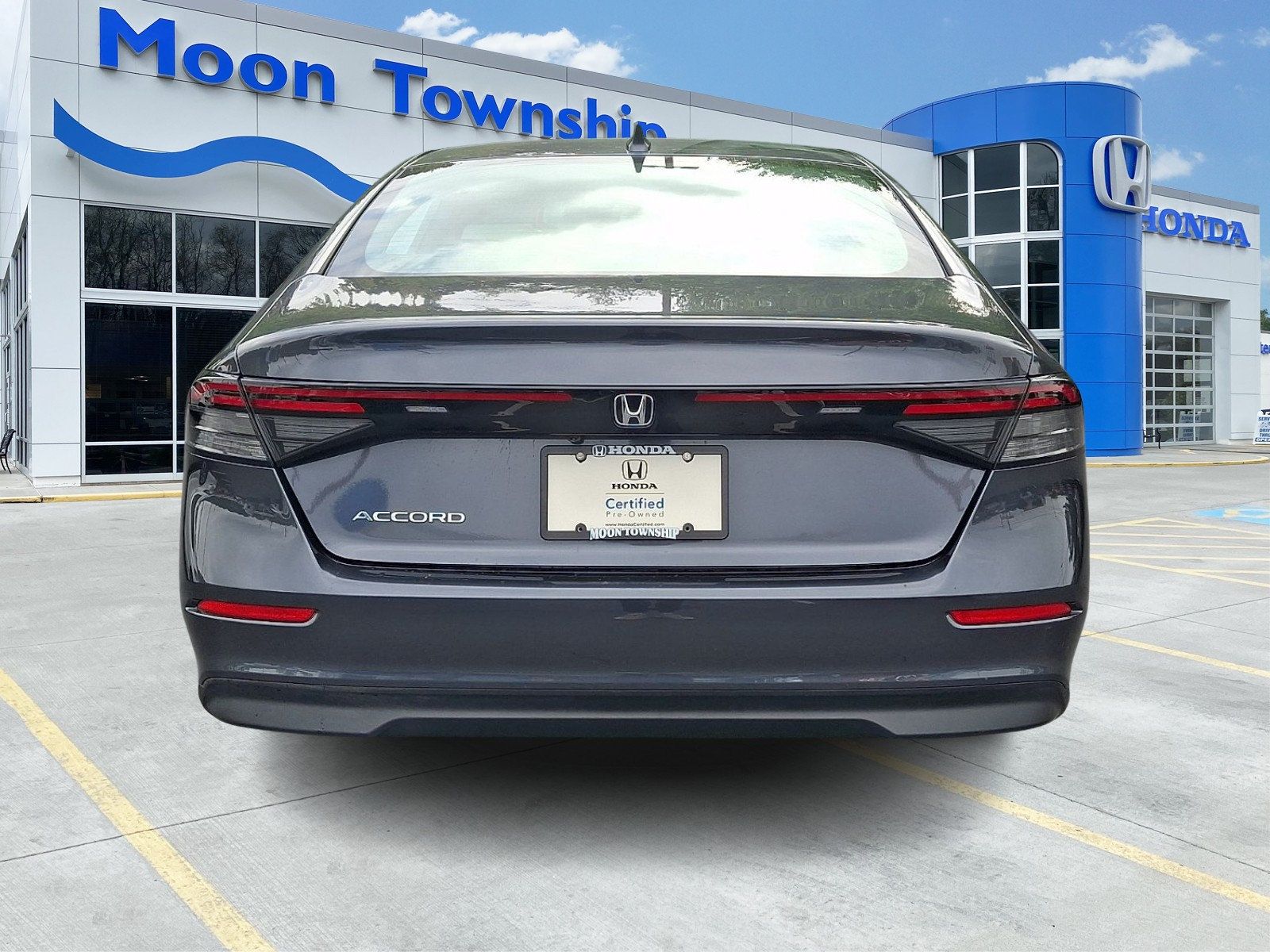 Certified 2023 Honda Accord EX image 5