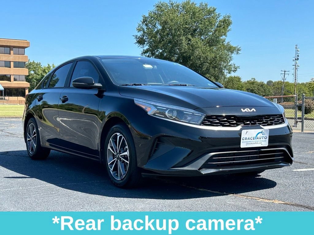 Used 2023 Kia Forte LXS w/ LXS Technology Package FWD image 12