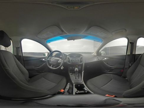 Used 2018 Ford Focus SE FWD image 13