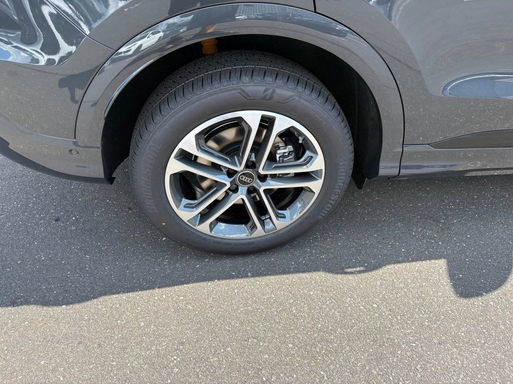 New 2026 Audi Q5 Premium AWD/4WD image 18