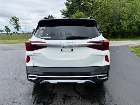 Certified 2023 Kia Seltos S w/ Navigation Package AWD/4WD image 2