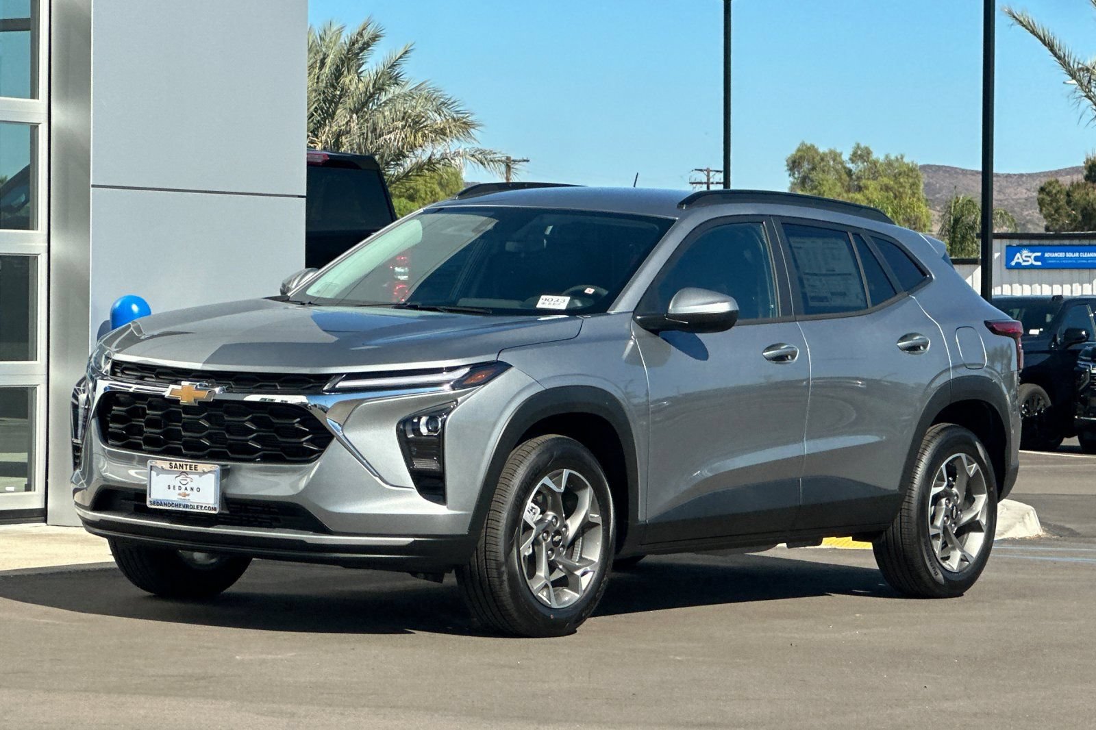 New 2026 Chevrolet Trax LT FWD image 8