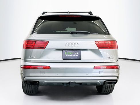 Used 2017 Audi Q7 3.0T Prestige w/ Prestige Package image 7