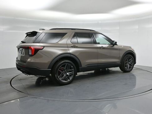 New 2026 Ford Explorer ST w/ Sun And Sound Package image 27