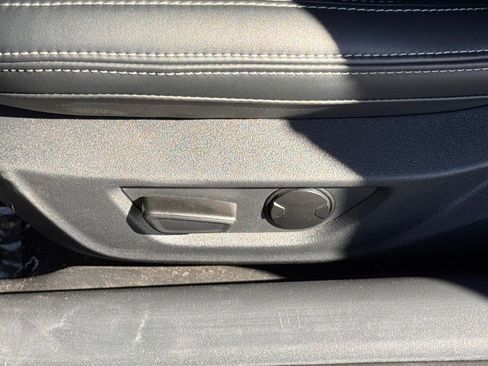 Used 2025 Ford Mustang GT Premium w/ GT Performance Package image 18