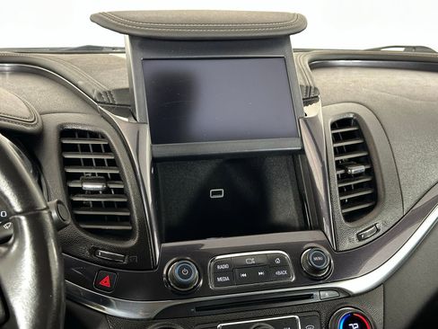 Used 2015 Chevrolet Impala LT image 14