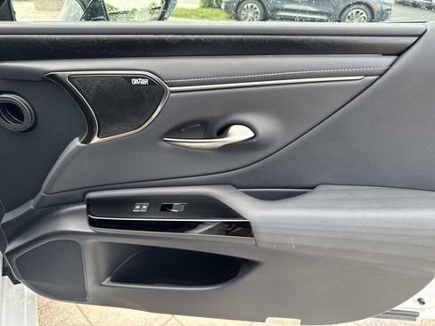 Used 2022 Lexus ES 350 Ultra Luxury image 18