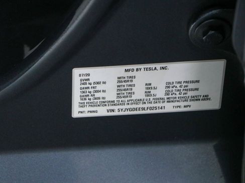 Used 2020 Tesla Model Y Long Range AWD/4WD image 27