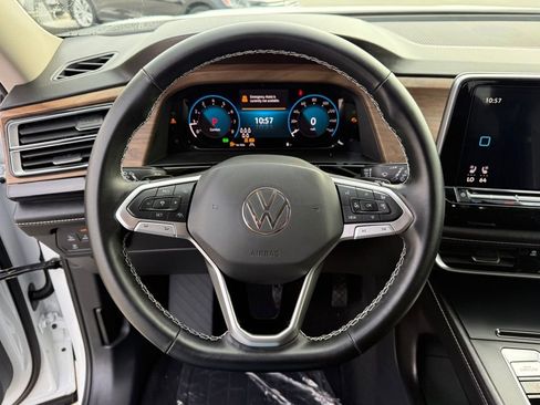 New 2026 Volkswagen Atlas SE image 14