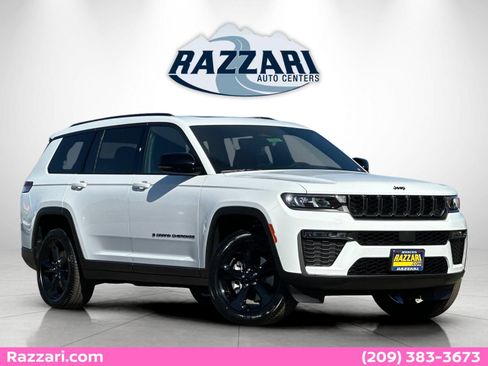 New 2026 Jeep Grand Cherokee L Limited AWD/4WD image 1