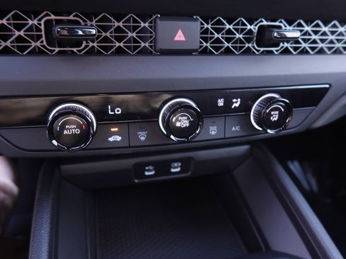 Certified 2025 Honda Accord LX image 19