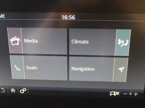 Used 2021 Land Rover Range Rover P525 Westminster Edition LWB image 36