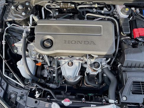 Used 2025 Honda Civic Sport image 27