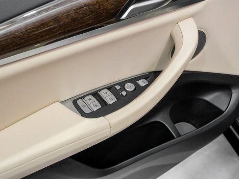 Used 2024 BMW X3 M40i w/ Premium Package image 36