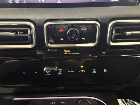 Used 2026 Nissan Sentra SR w/ Floor Mat Package FWD image 21