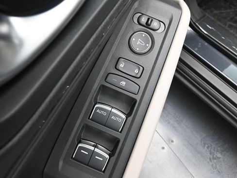 Used 2025 Honda Accord LX image 16
