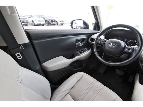 Used 2025 Honda HR-V EX-L image 8