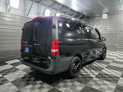 Used 2019 Mercedes-Benz Metris Passenger image 5