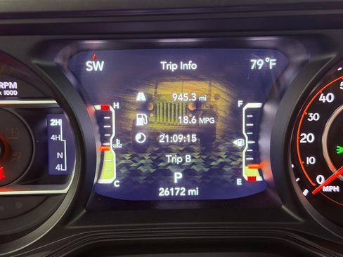 Used 2024 Jeep Wrangler Unlimited Sport AWD/4WD image 21