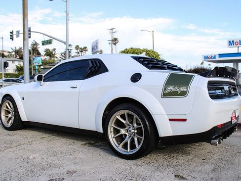 Used 2023 Dodge Challenger R/T Scat Pack RWD image 3
