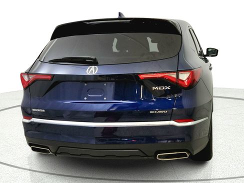 Used 2023 Acura MDX SH-AWD w/ Technology Package image 6