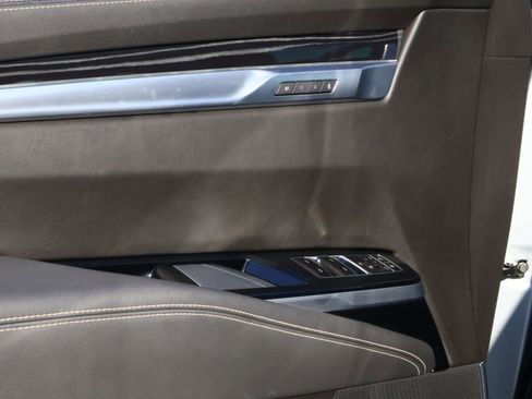 Used 2025 Cadillac Escalade Sport w/ Touring Package image 22