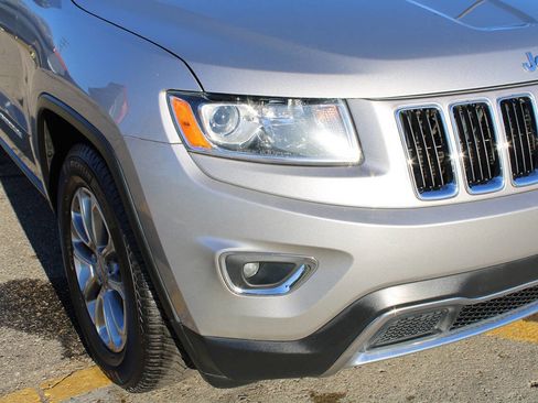 Used 2015 Jeep Grand Cherokee Limited image 42