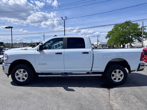 Used 2024 RAM 2500 Big Horn w/ Protection Group AWD/4WD image 4