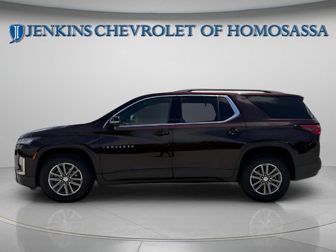 Used 2023 Chevrolet Traverse LT FWD image 9