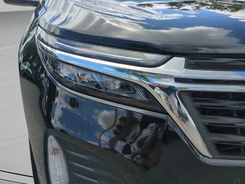 Used 2023 Chevrolet Equinox LT FWD image 11