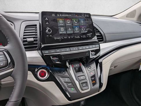 New 2026 Honda Odyssey Touring image 12