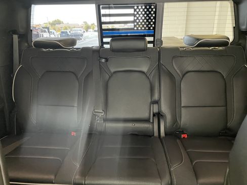 Used 2025 RAM 1500 Limited AWD/4WD image 23