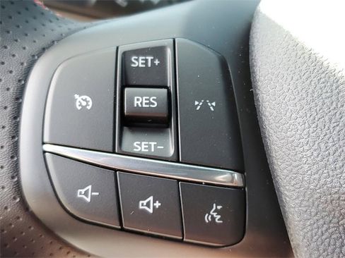 New 2025 Ford Escape ST-Line w/ Equipment Group 301A image 23