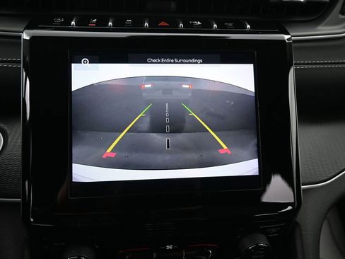 Used 2023 Jeep Grand Cherokee L Laredo image 10