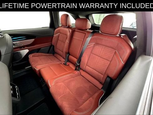 Used 2024 Lincoln Nautilus Black Label AWD/4WD image 34