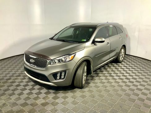 Used 2017 Kia Sorento SX image 10