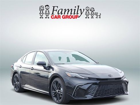 New 2026 Toyota Camry Hybrid image 2