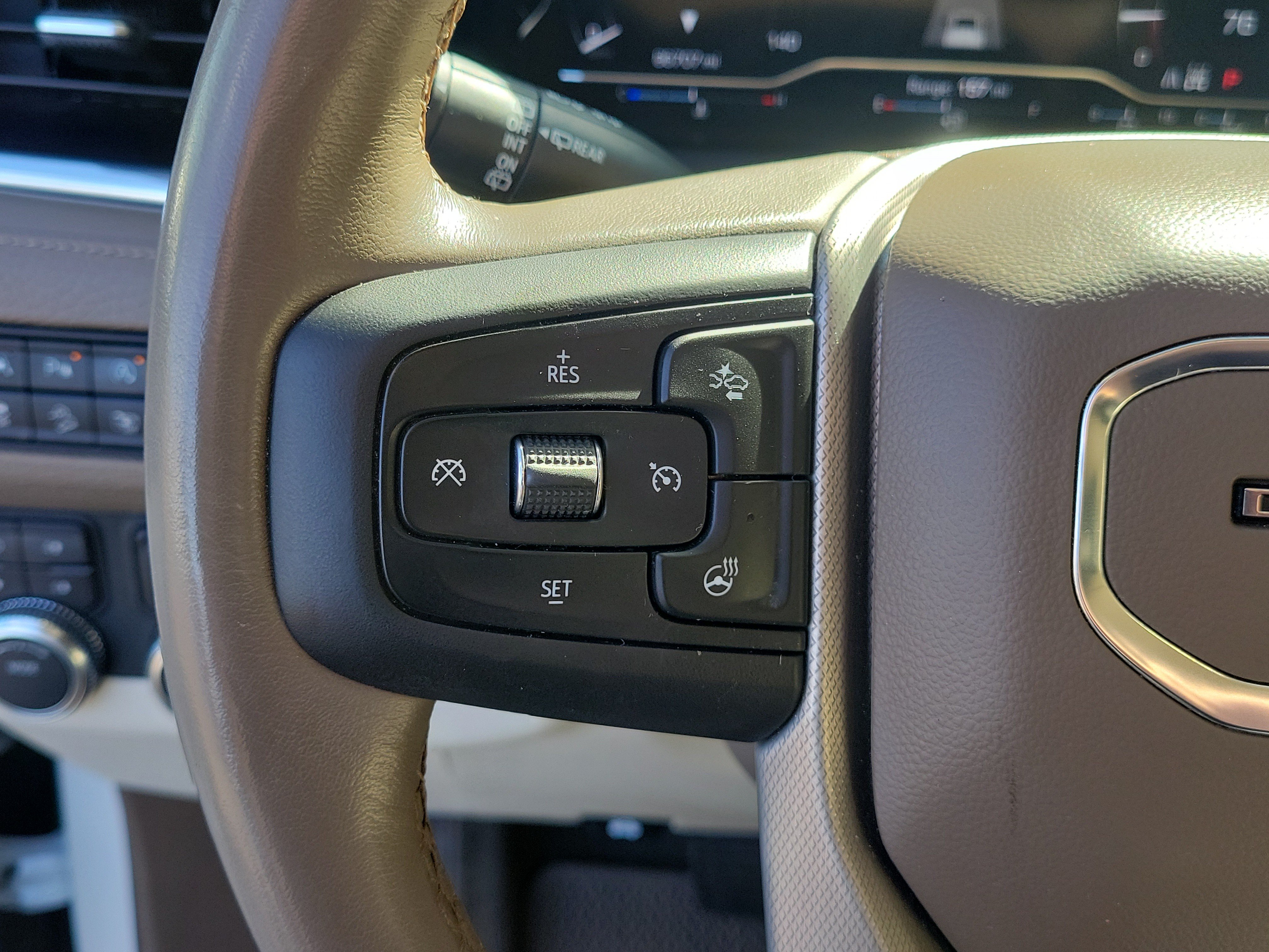 Used 2022 GMC Yukon XL Denali AWD/4WD image 23